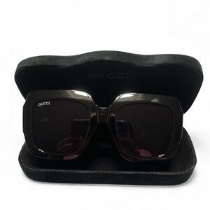 Gucci Womens Black Sunglasses w/ gold GG